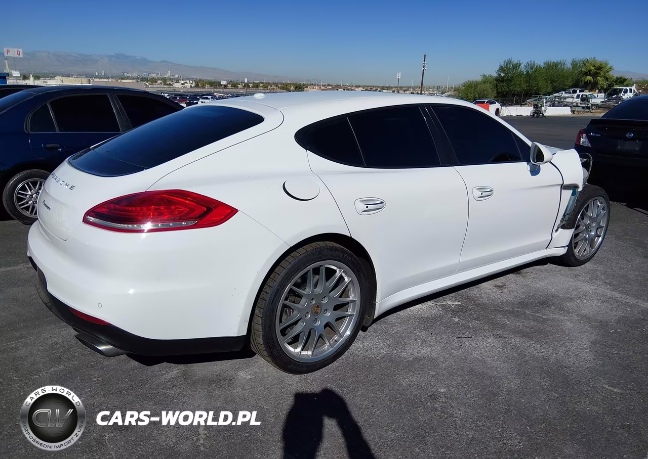 2014 Porsche Panamera 4 VIN:WP0AA2A72EL013623 - 4