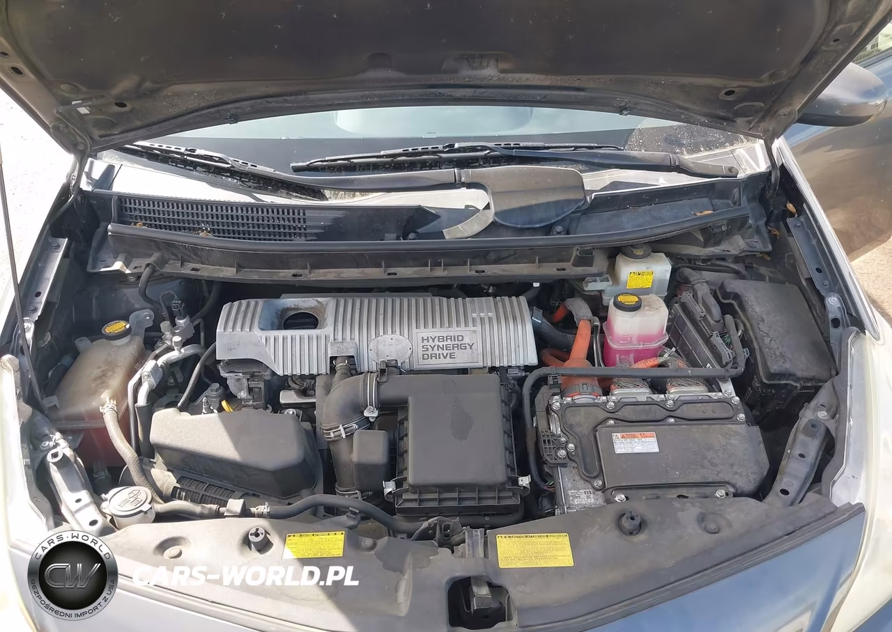 2013 Toyota Prius V Two VIN:JTDZN3EU7D3252385 - 10