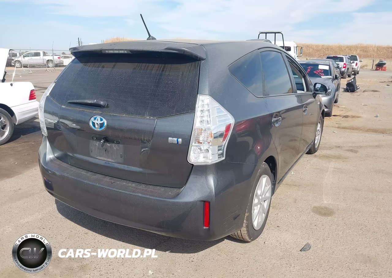 2013 Toyota Prius V Two VIN:JTDZN3EU7D3252385 - 4