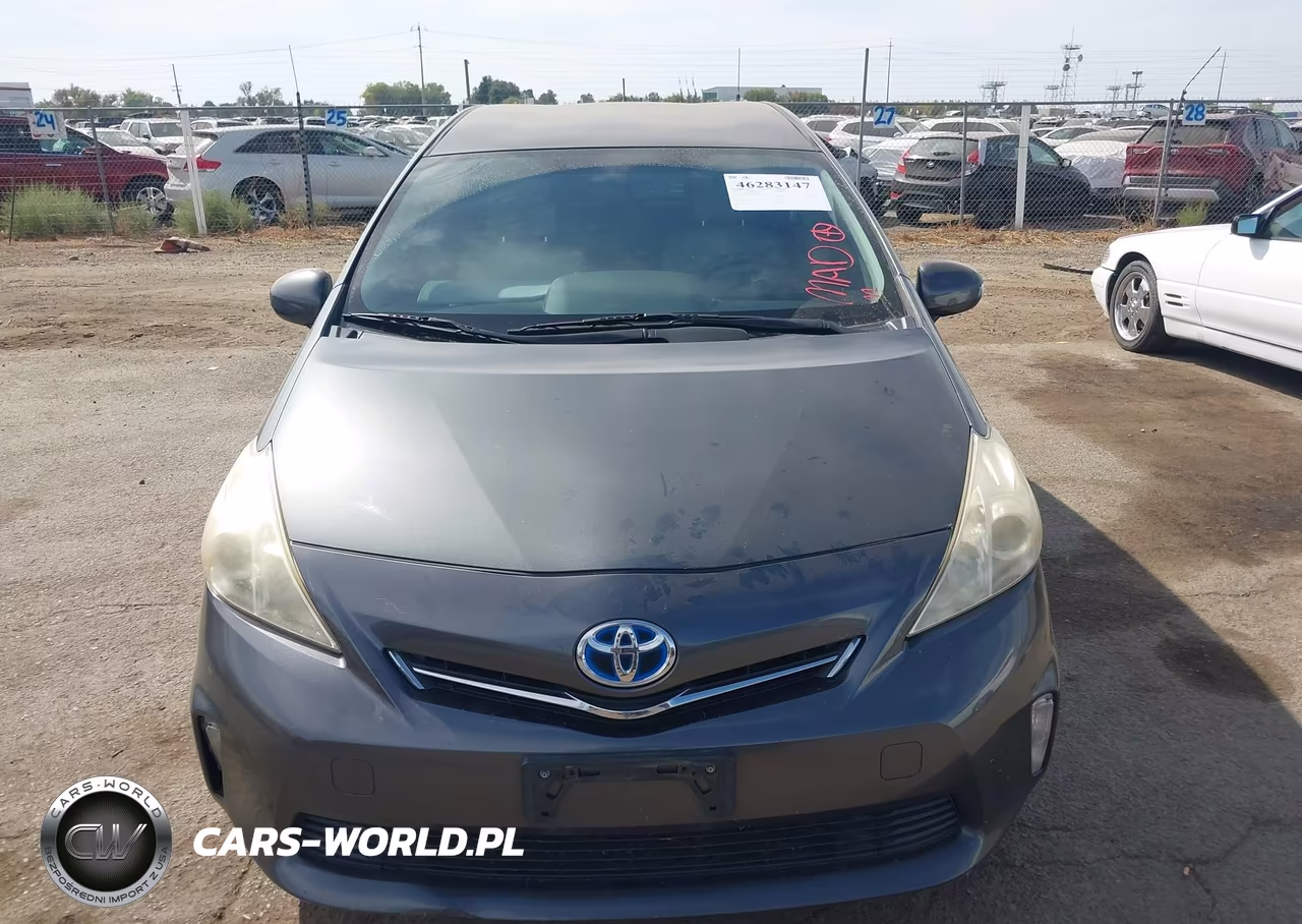 2013 Toyota Prius V Two VIN:JTDZN3EU7D3252385 - 6