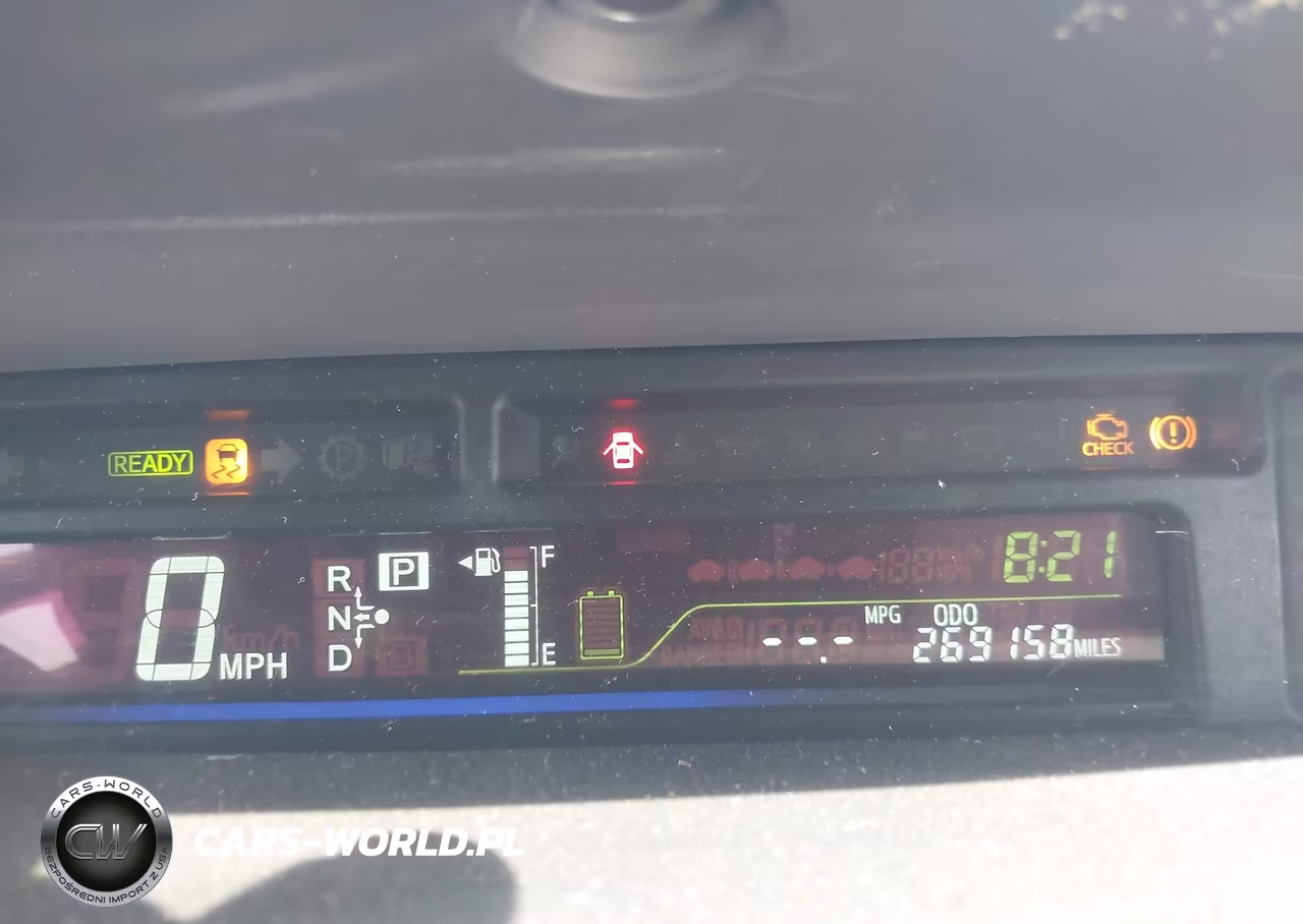 2013 Toyota Prius V Two VIN:JTDZN3EU7D3252385 - 7