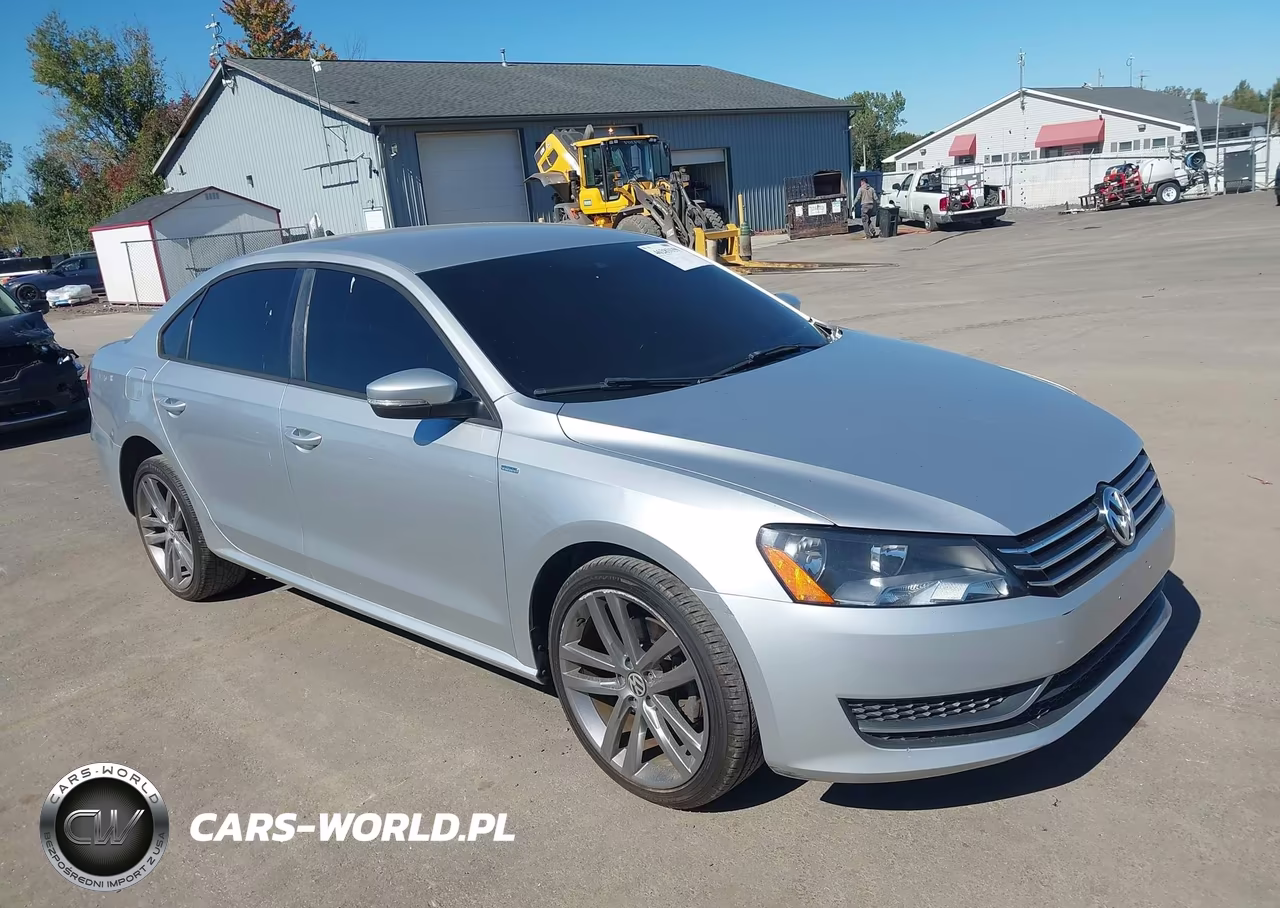 2015 Volkswagen Passat 1.8T Wolfsburg Edition – zdjęcie 1 z 17