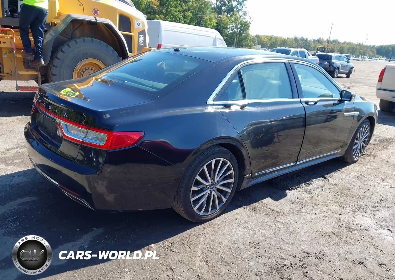 2017 Lincoln Continental Livery VIN:1LN6L9HK1H5601861 - 4