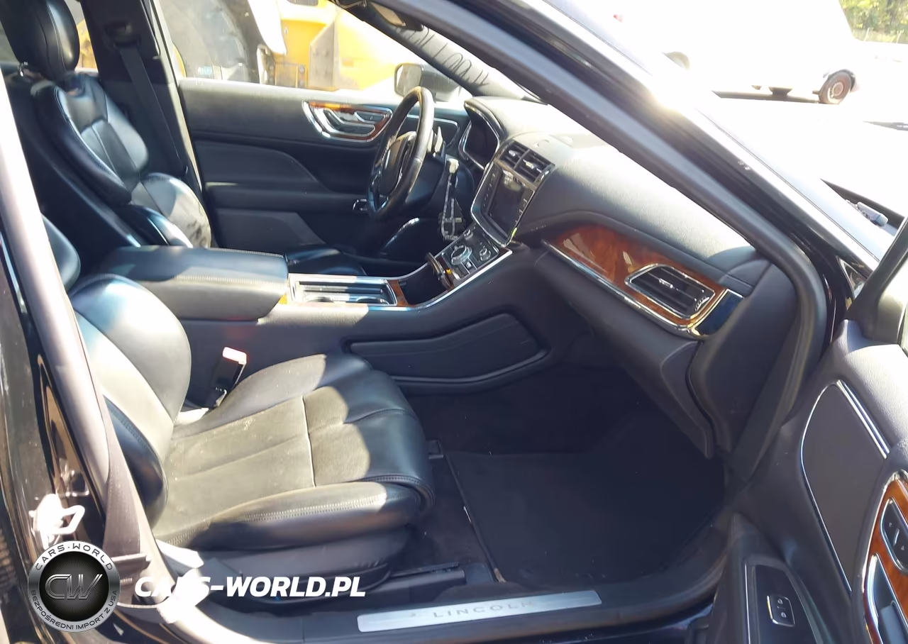 2017 Lincoln Continental Livery VIN:1LN6L9HK1H5601861 - 5