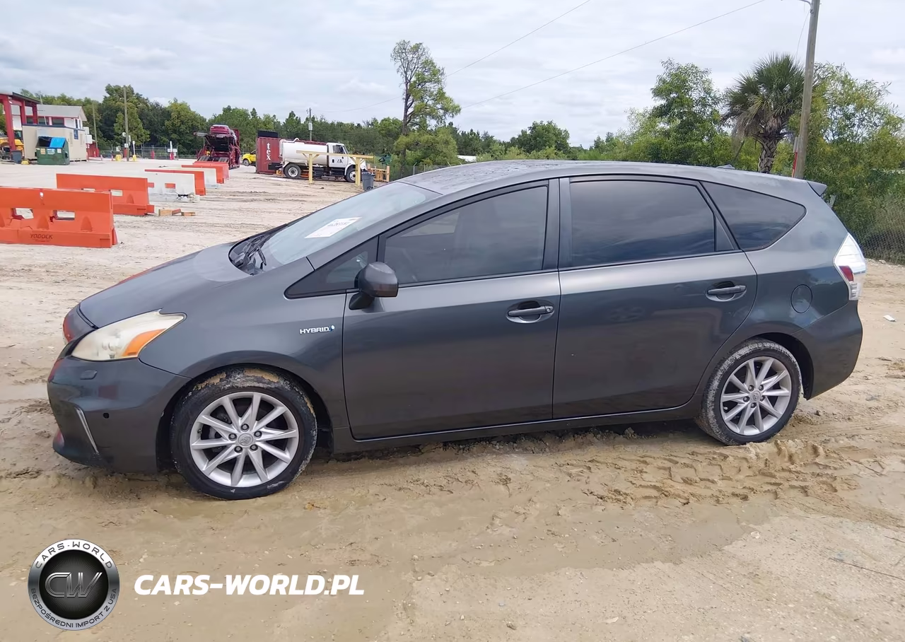 2014 Toyota Prius V Five VIN:JTDZN3EU9E3299841 - 14