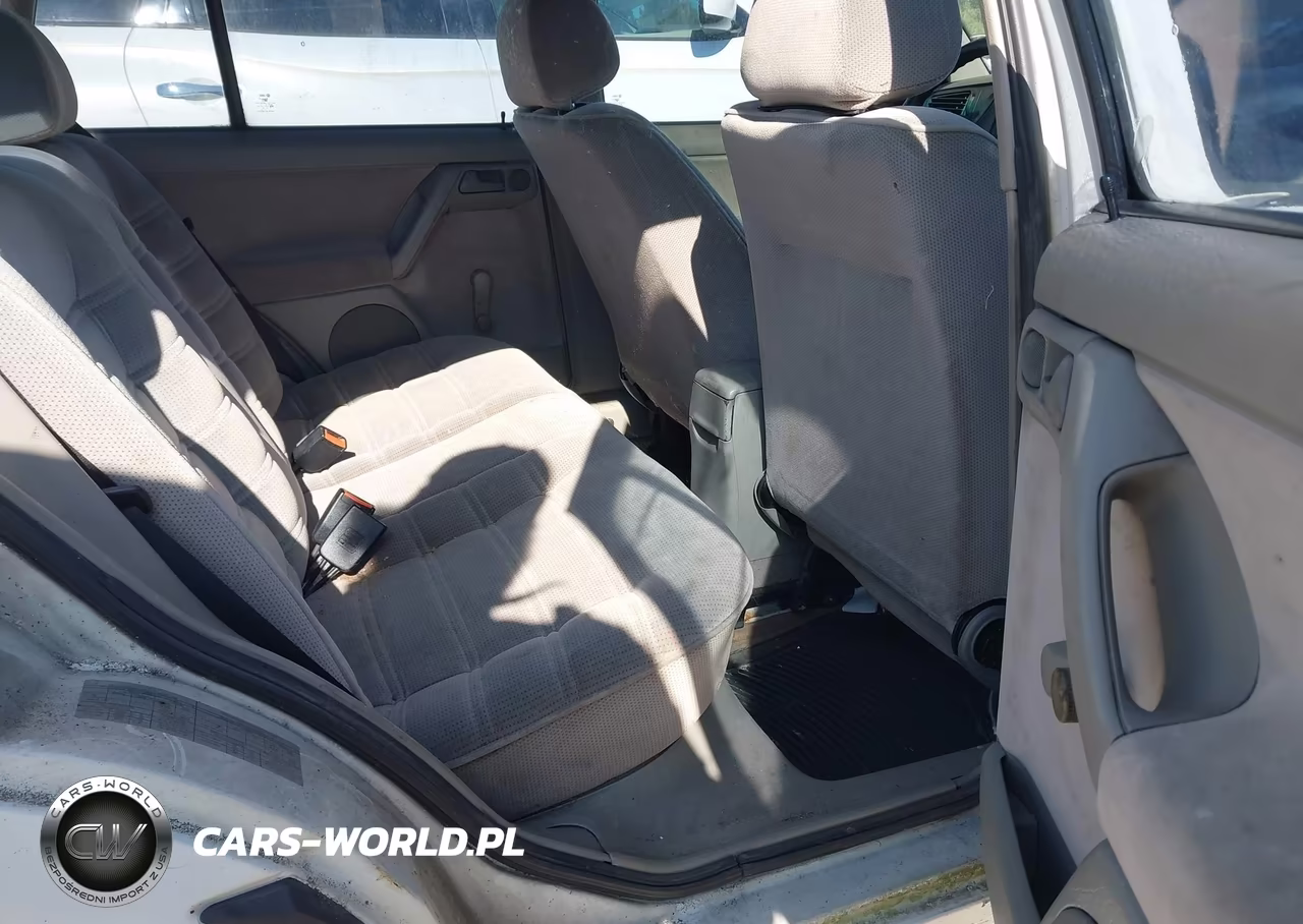1994 Volkswagen Jetta Iii Gl VIN:3VWRA21H7RM032181 - 8