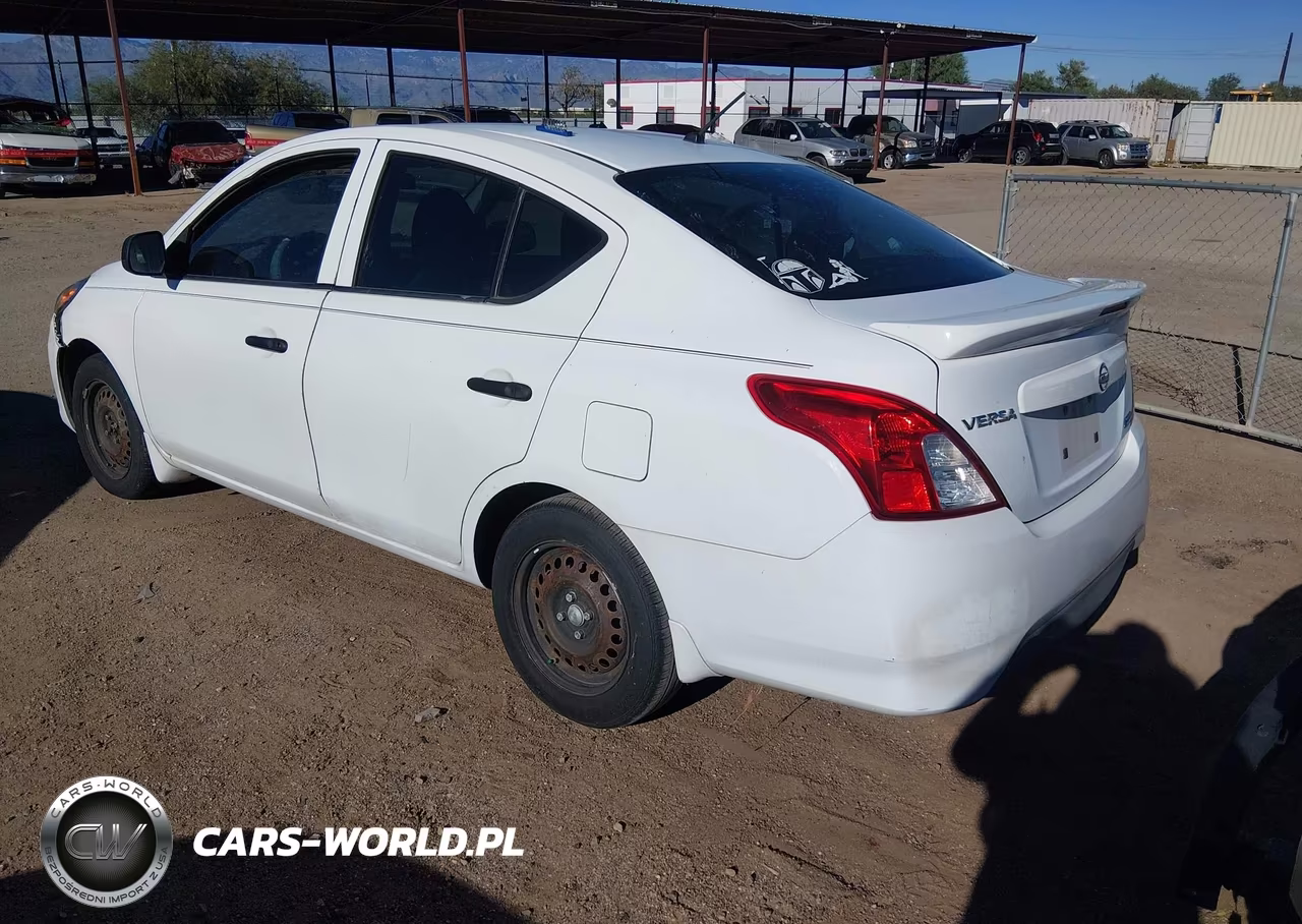 2015 Nissan Versa 1.6 S+ VIN:3N1CN7APXFL839588 - 3