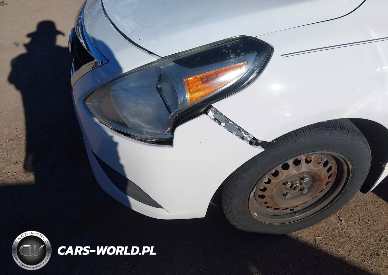 2015 Nissan Versa 1.6 S+ VIN:3N1CN7APXFL839588 - 6