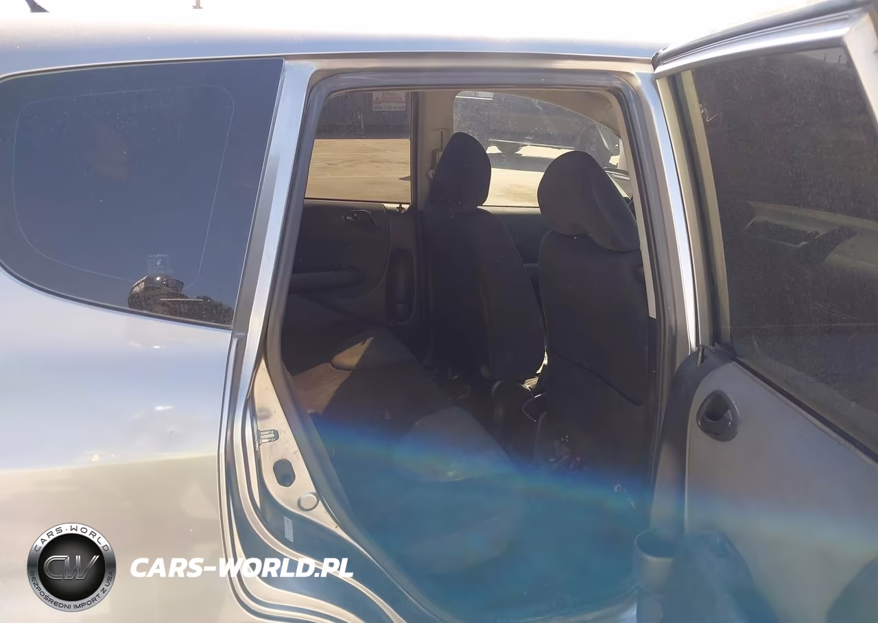 2008 Honda Fit Sport VIN:JHMGD38618S019894 - 8