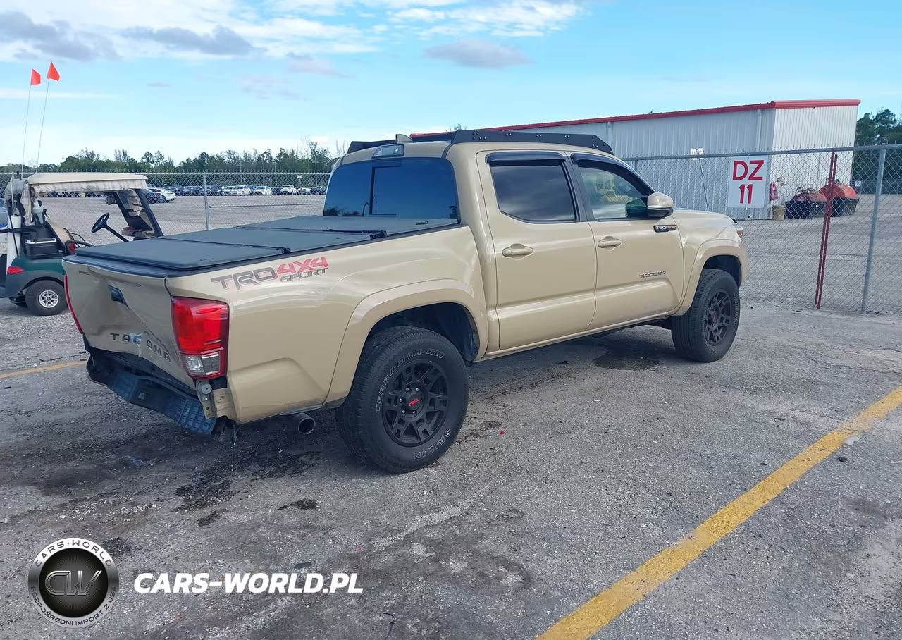 2017 Toyota Tacoma Trd Sport VIN:5TFCZ5AN9HX097728 - 4