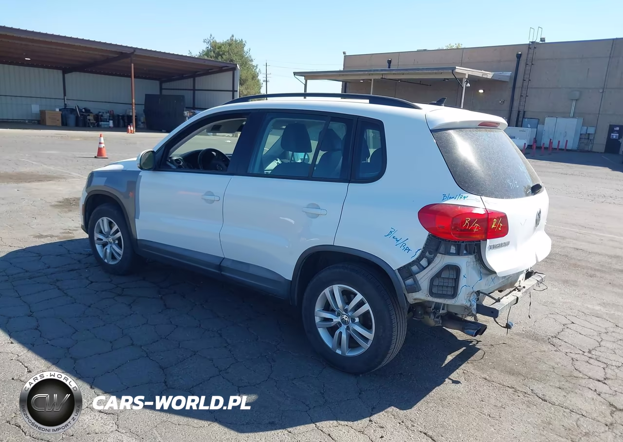 2017 Volkswagen Tiguan 2.0T-2.0T S VIN:WVGBV7AX6HK011126 - 3