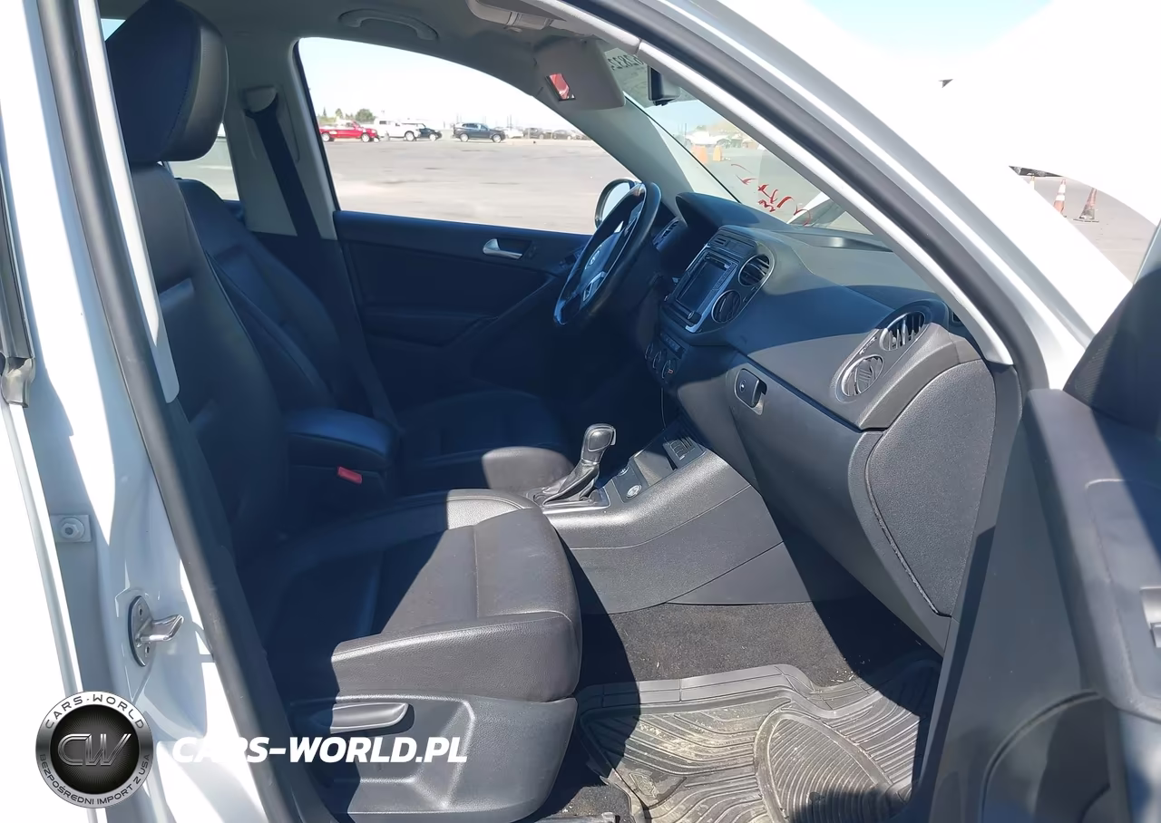 2017 Volkswagen Tiguan 2.0T-2.0T S VIN:WVGBV7AX6HK011126 - 5