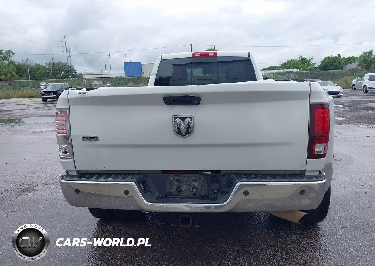 2014 Ram 3500 Laramie VIN:3C63RPJL8EG150226 - 18