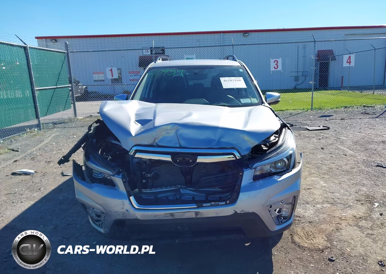 2020 Subaru Forester Touring VIN:JF2SKAXC7LH498763 - 12