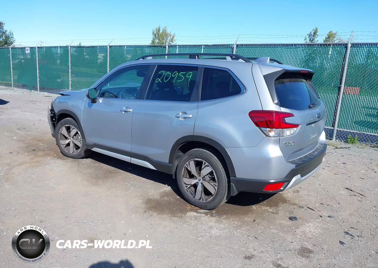 2020 Subaru Forester Touring VIN:JF2SKAXC7LH498763 - 3