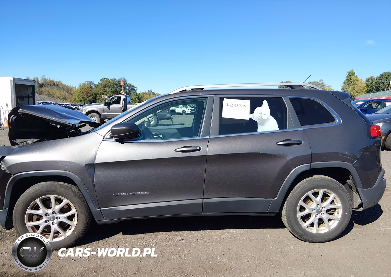 2014 Jeep Cherokee Latitude VIN:1C4PJMCB4EW139097 - 13