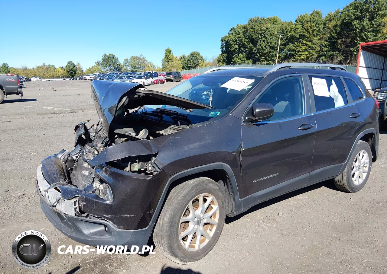 2014 Jeep Cherokee Latitude VIN:1C4PJMCB4EW139097 - 2