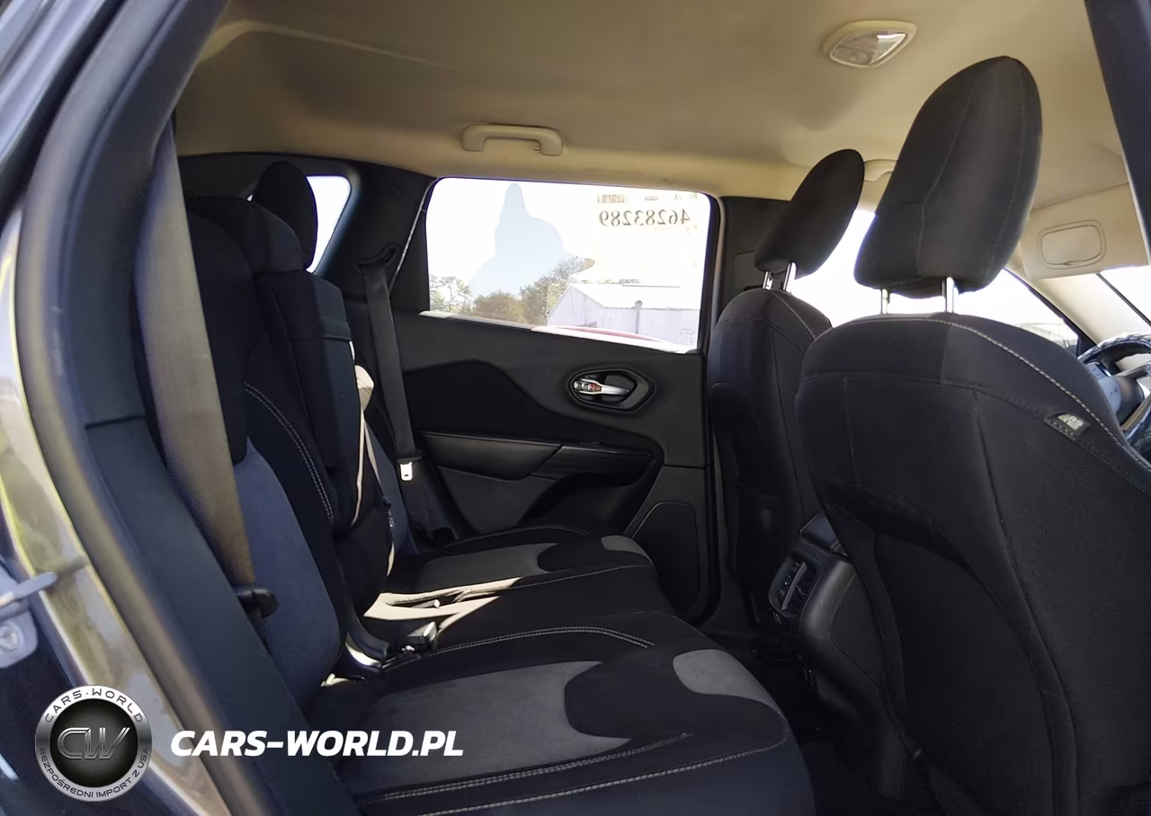 2014 Jeep Cherokee Latitude VIN:1C4PJMCB4EW139097 - 8