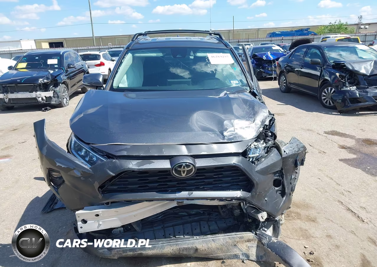 2021 Toyota Rav4 Xle VIN:2T3W1RFV1MC127552 - 12