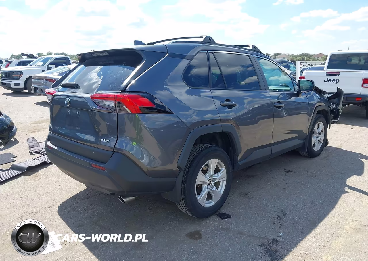 2021 Toyota Rav4 Xle VIN:2T3W1RFV1MC127552 - 4