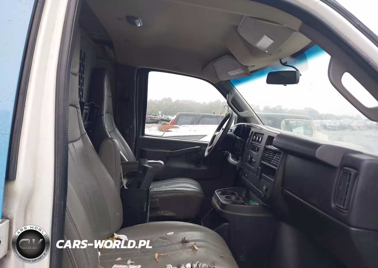 2016 GMC Savana 2500 Work Van VIN:1GTW7AFF1G1312243 - 5