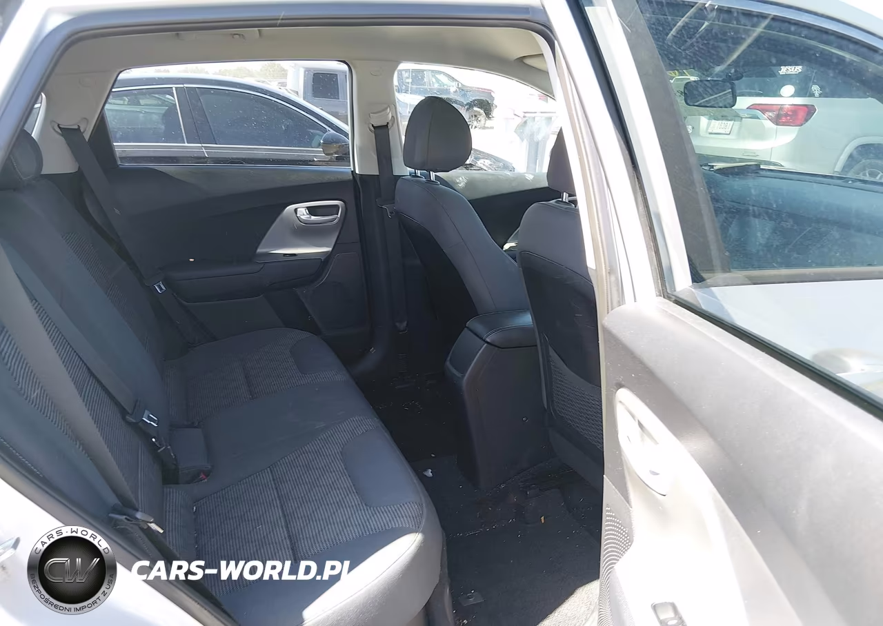2018 Kia Niro Fe VIN:KNDCB3LC8J5186972 - 8