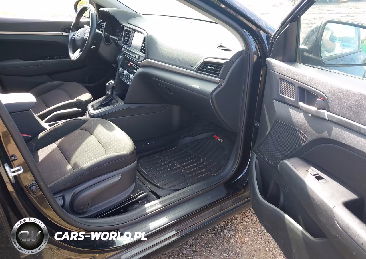 2020 Hyundai Elantra Value Edition VIN:5NPD84LF7LH542933 - 5