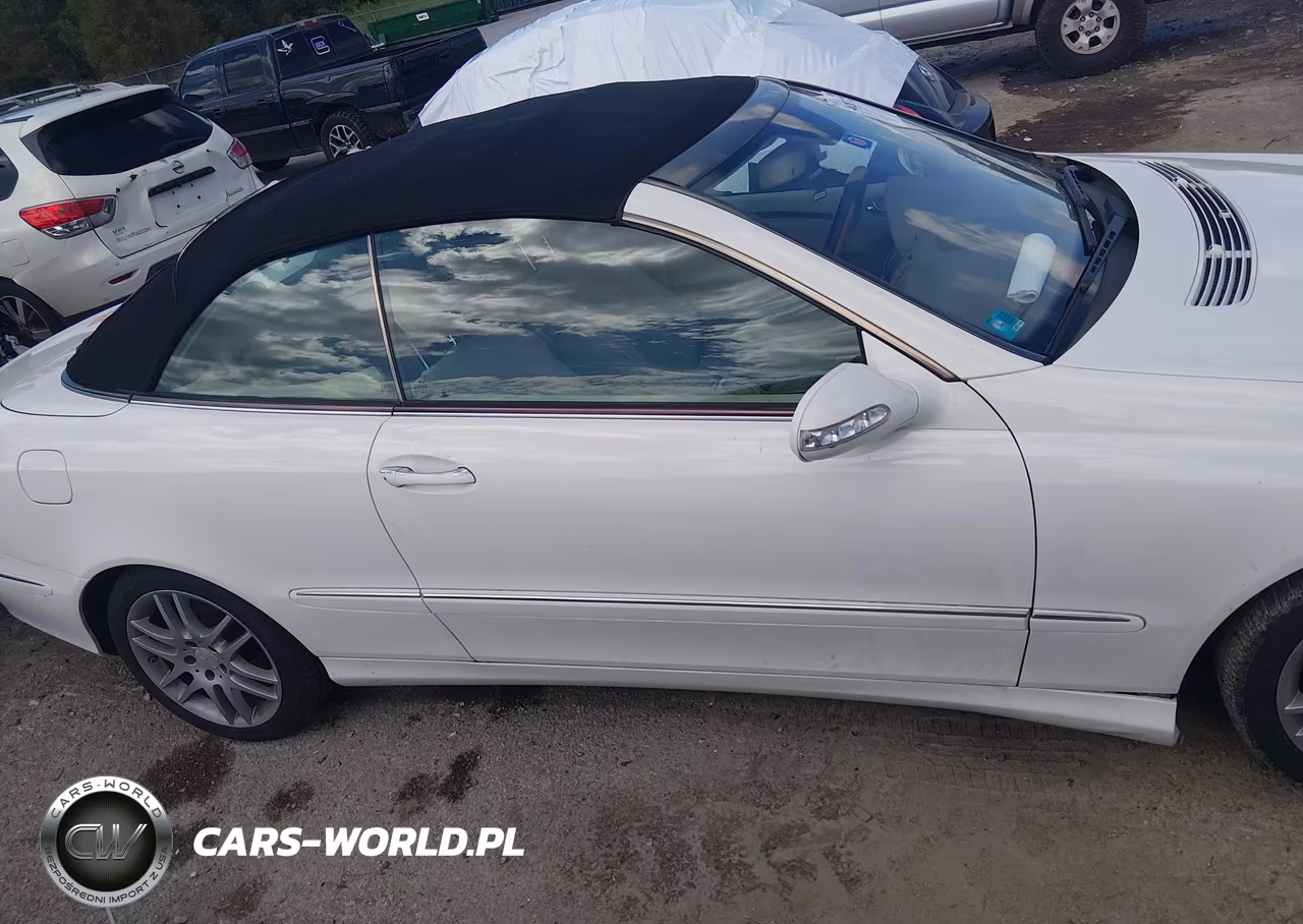 2009 Mercedes-Benz Clk 350 VIN:WDBTK56F79T105824 - 13