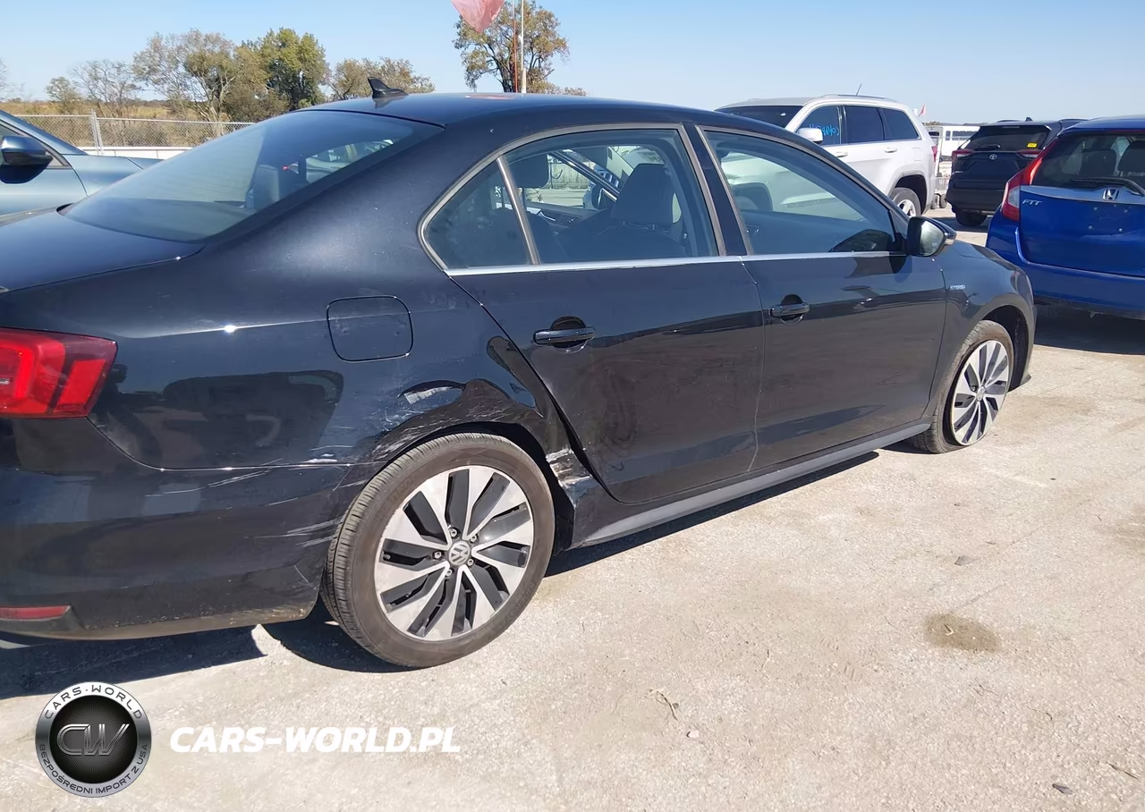 2016 Volkswagen Jetta Hybrid Sel Premium VIN:3VW637AJ9GM344934 - 6