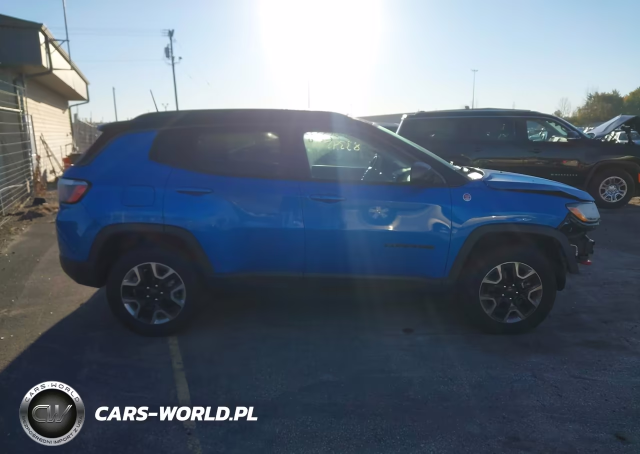 2018 Jeep Compass Trailhawk 4X4 VIN:3C4NJDDB4JT307438 - 13
