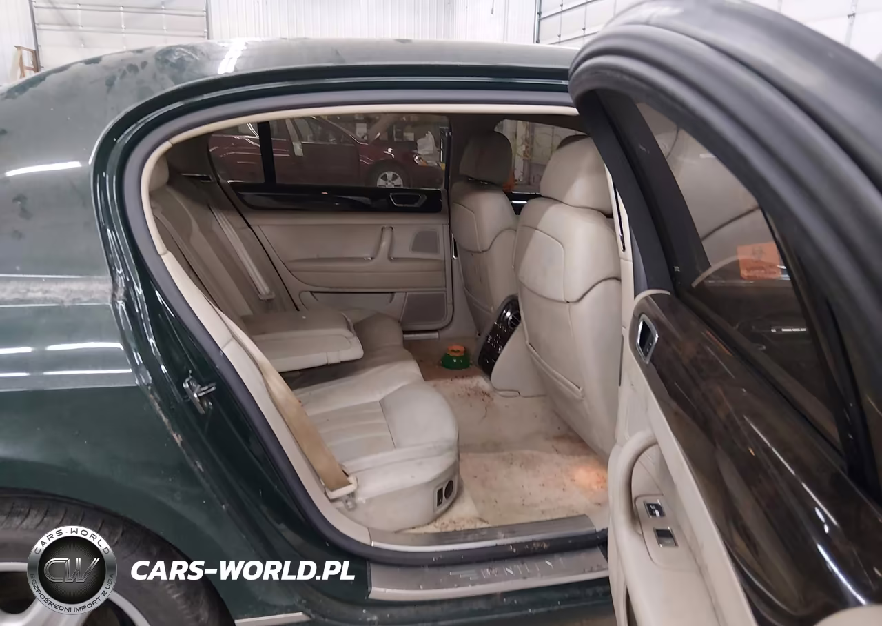 2007 Bentley Continental Flying Spur VIN:SCBBR93W47C040130 - 8