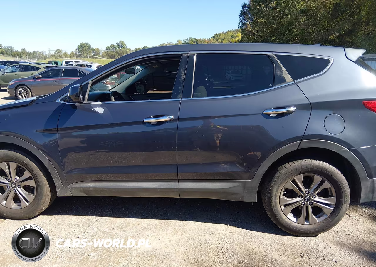 2015 Hyundai Santa Fe Sport 2.4L VIN:5XYZTDLB6FG279881 - 15