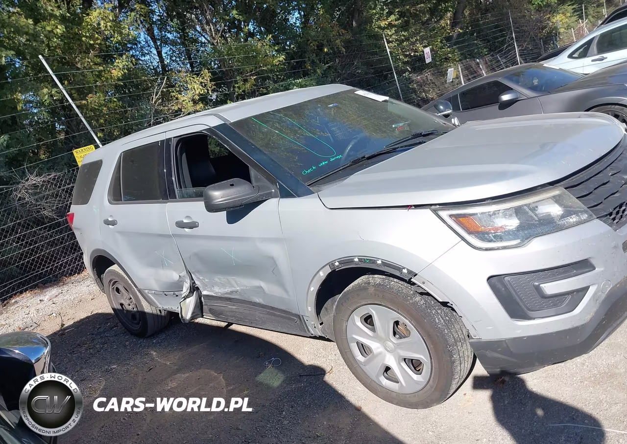 2016 Ford Utility Police Interceptor VIN:1FM5K8AR9GGD05943 - 13