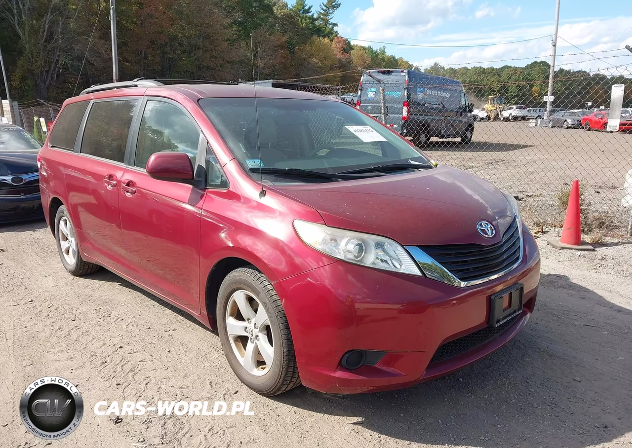 2012 Toyota Sienna Le V6 8 Passenger VIN:5TDKK3DC4CS263666 - 1