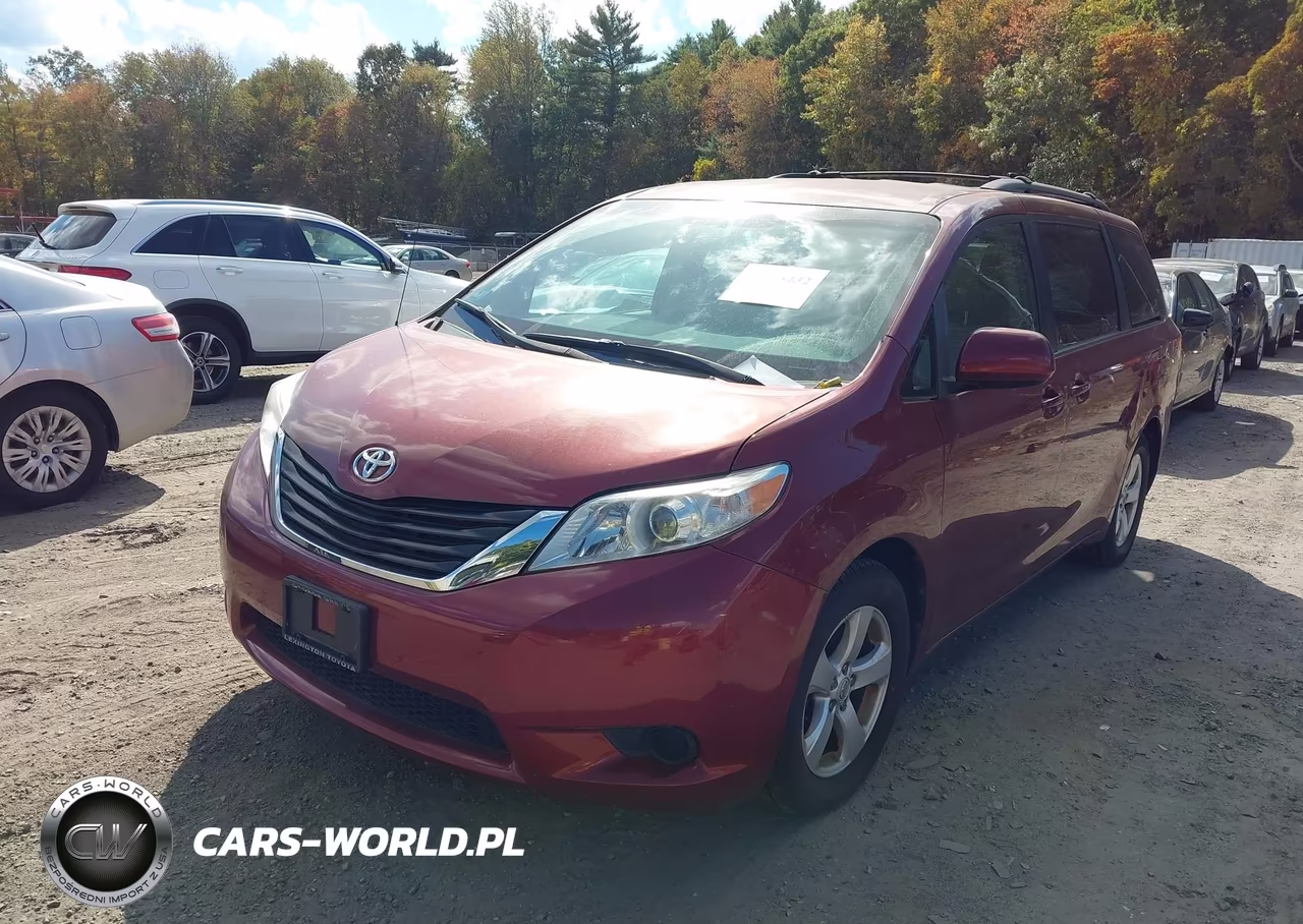 2012 Toyota Sienna Le V6 8 Passenger VIN:5TDKK3DC4CS263666 - 2