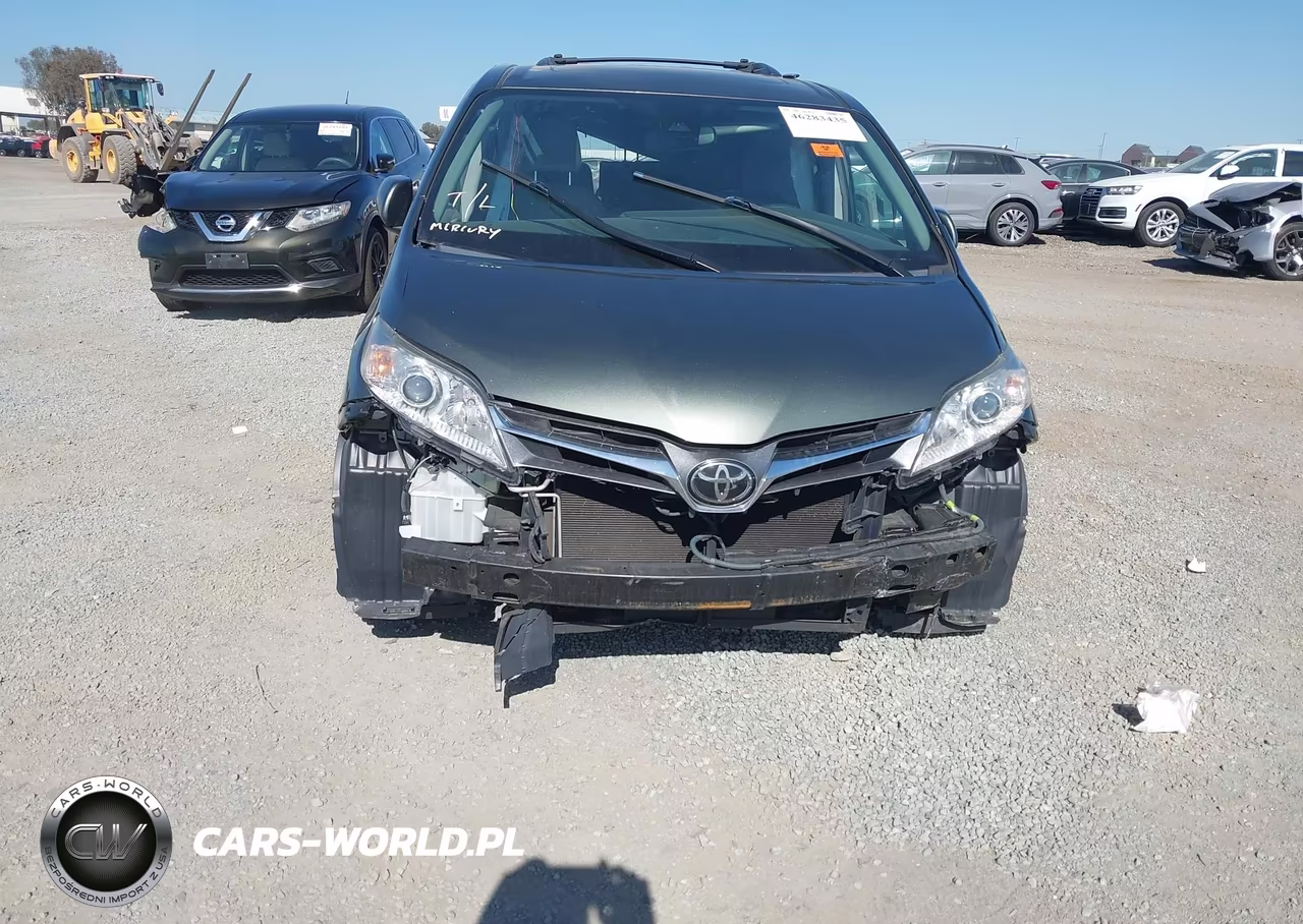 2018 Toyota Sienna Xle 7 Passenger VIN:5TDYZ3DC9JS933814 - 6