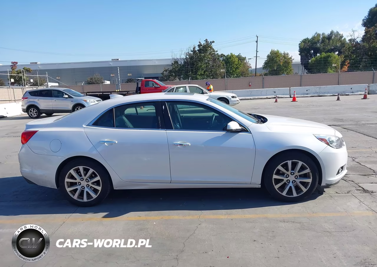 2015 Chevrolet Malibu 1Lz VIN:1G11F5SL9FF341032 - 13