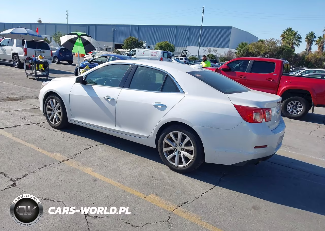 2015 Chevrolet Malibu 1Lz VIN:1G11F5SL9FF341032 - 3