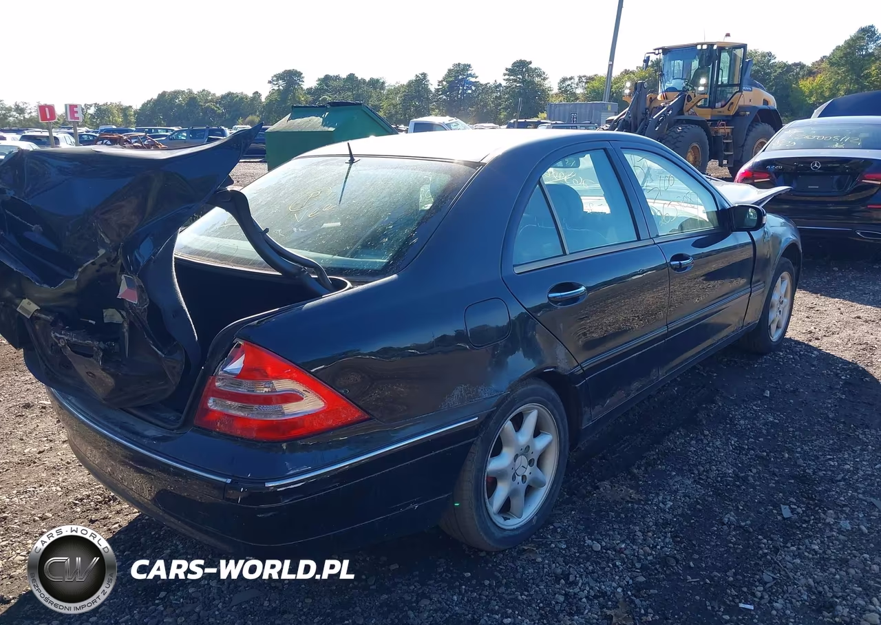 2002 Mercedes-Benz C 240 VIN:WDBRF61J92F267958 - 4