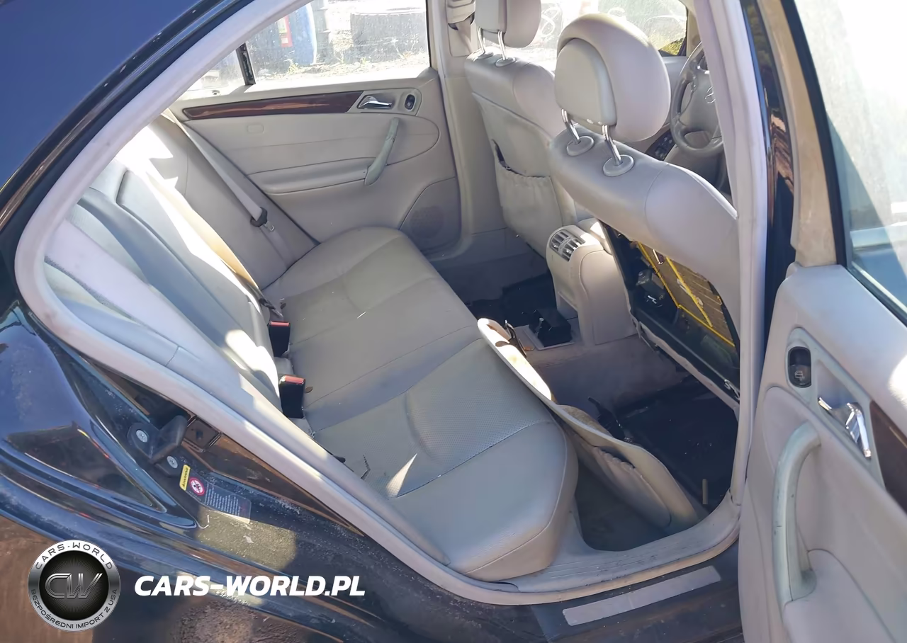2002 Mercedes-Benz C 240 VIN:WDBRF61J92F267958 - 8