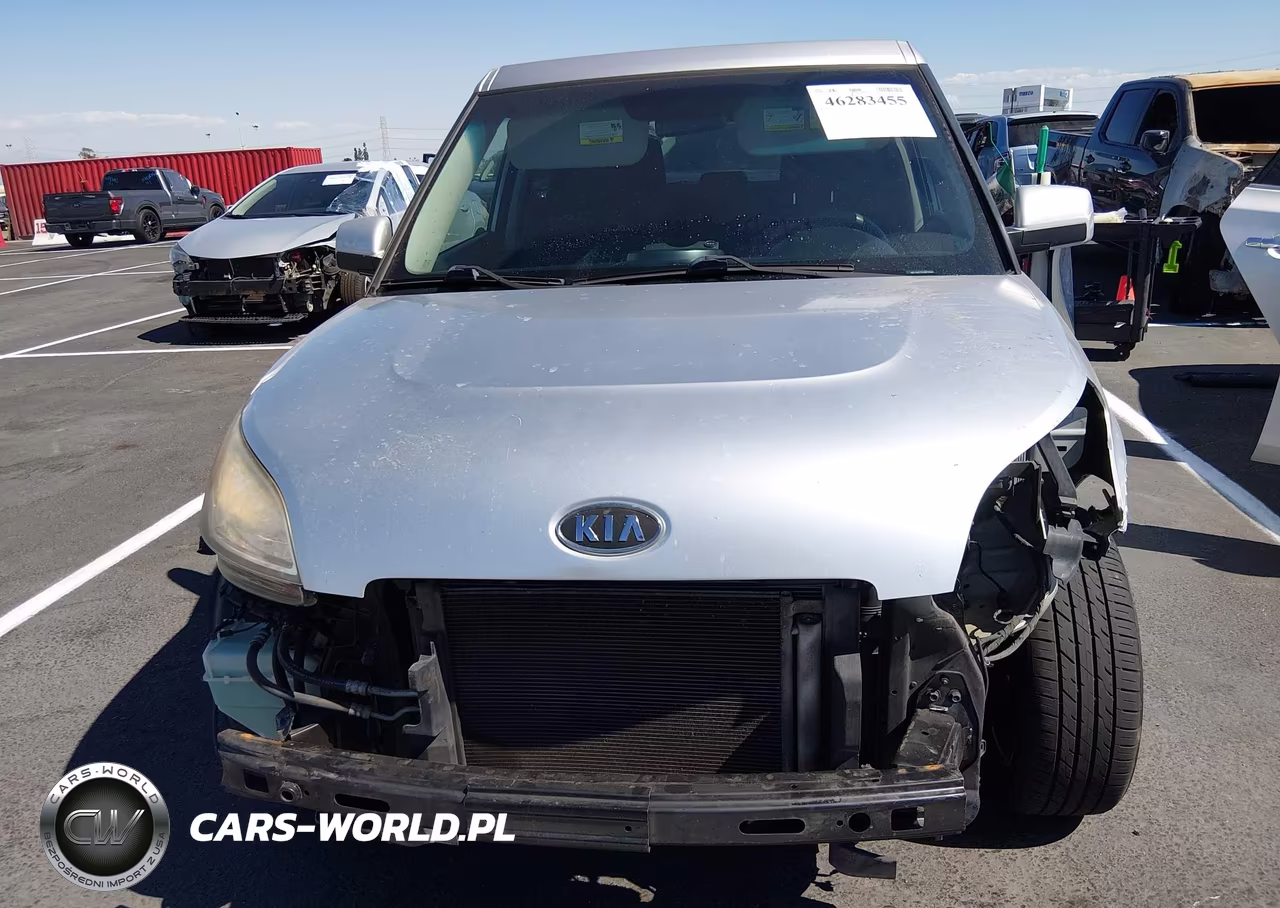 2011 Kia Soul + VIN:KNDJT2A29B7300640 - 12