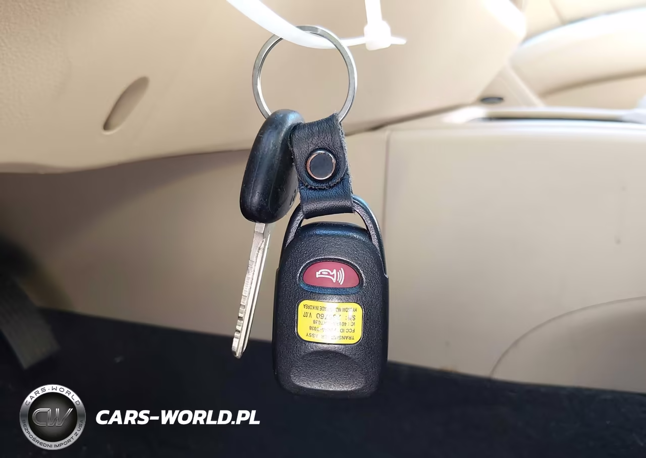 2011 Hyundai Santa Fe Limited V6 VIN:5XYZKDAG9BG034133 - 11