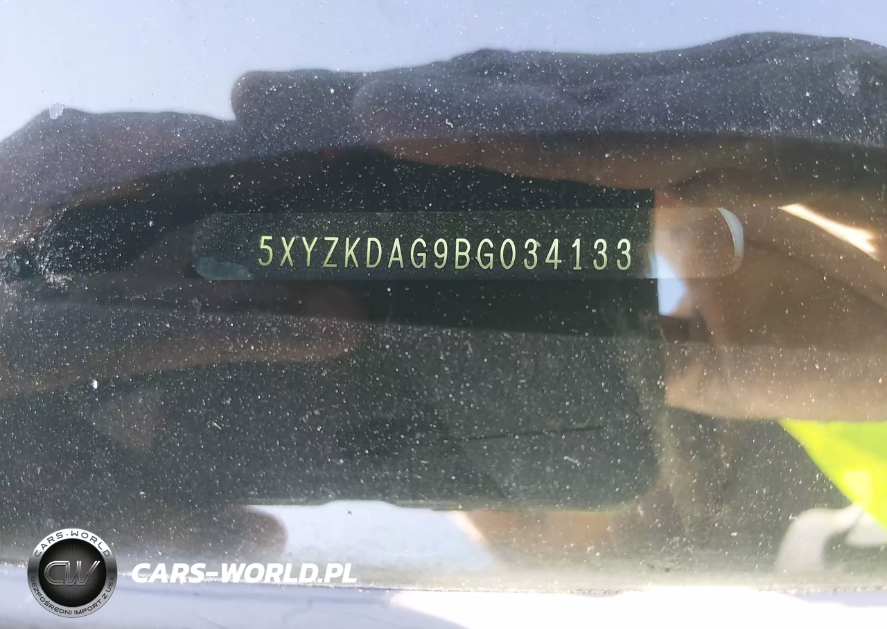 2011 Hyundai Santa Fe Limited V6 VIN:5XYZKDAG9BG034133 - 18