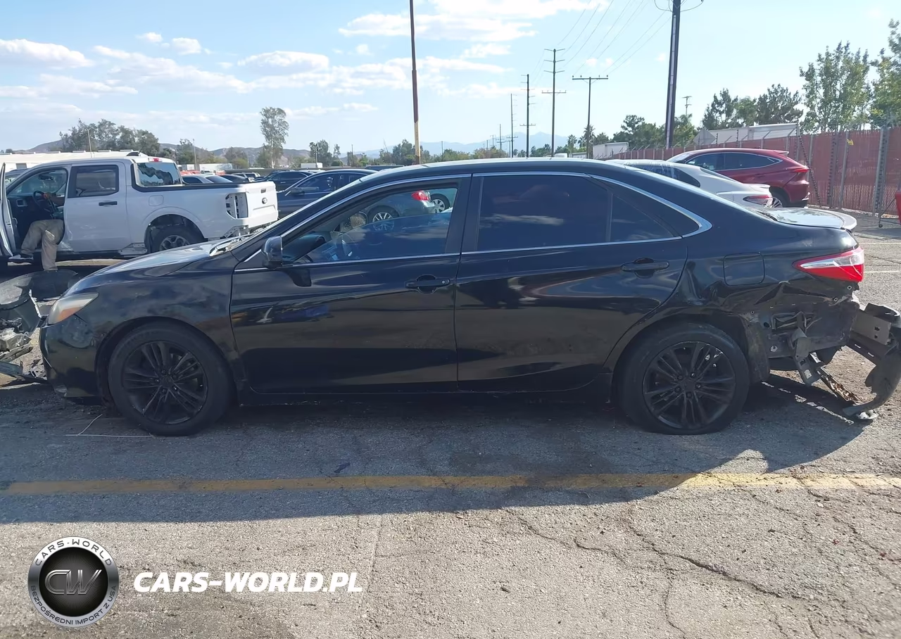 2016 Toyota Camry Se VIN:4T1BF1FK0GU173070 - 14