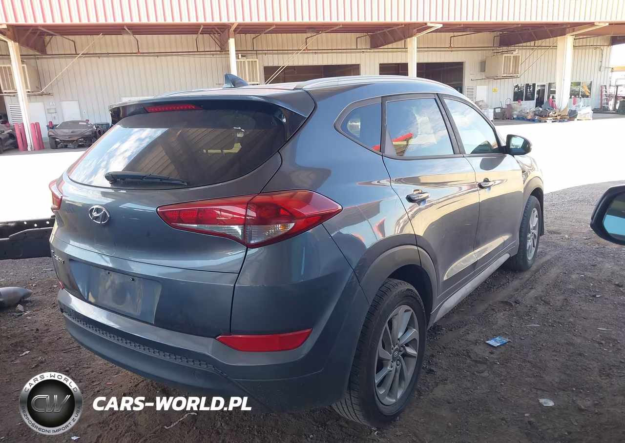 2018 Hyundai Tucson Sel VIN:KM8J33A48JU666575 - 4
