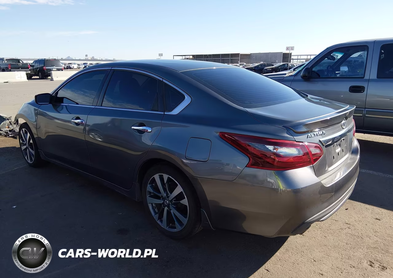 2017 Nissan Altima 2.5 Sr VIN:1N4AL3AP8HC138121 - 3