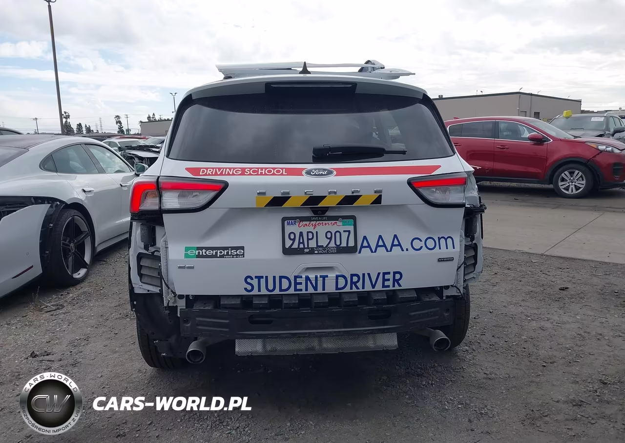2022 Ford Escape Se Hybrid VIN:1FMCU0BZ9NUA28422 - 17