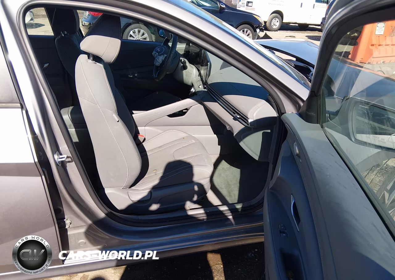 2023 Hyundai Elantra Sel VIN:KMHLS4AG5PU615524 - 5