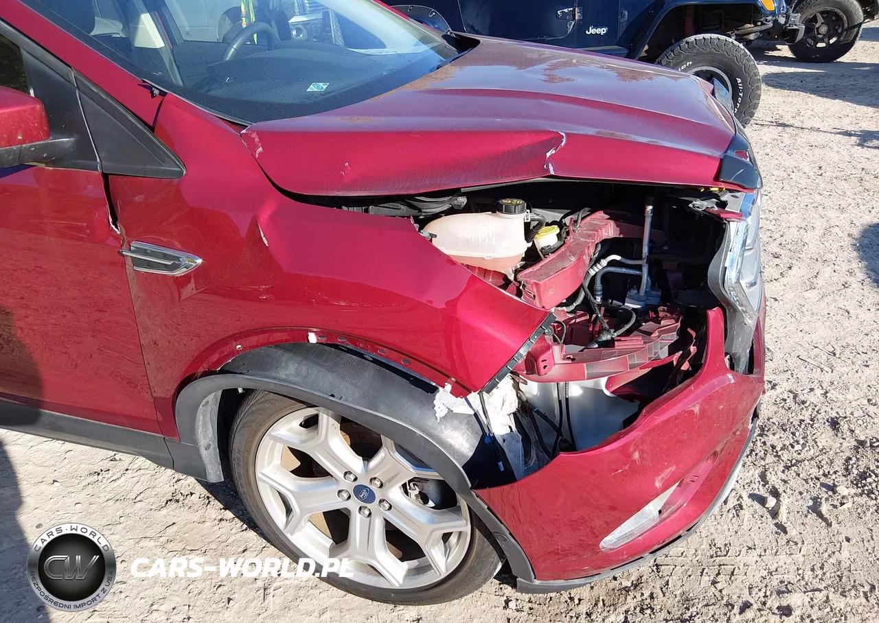2018 Ford Escape Titanium VIN:1FMCU9J94JUD39935 - 19