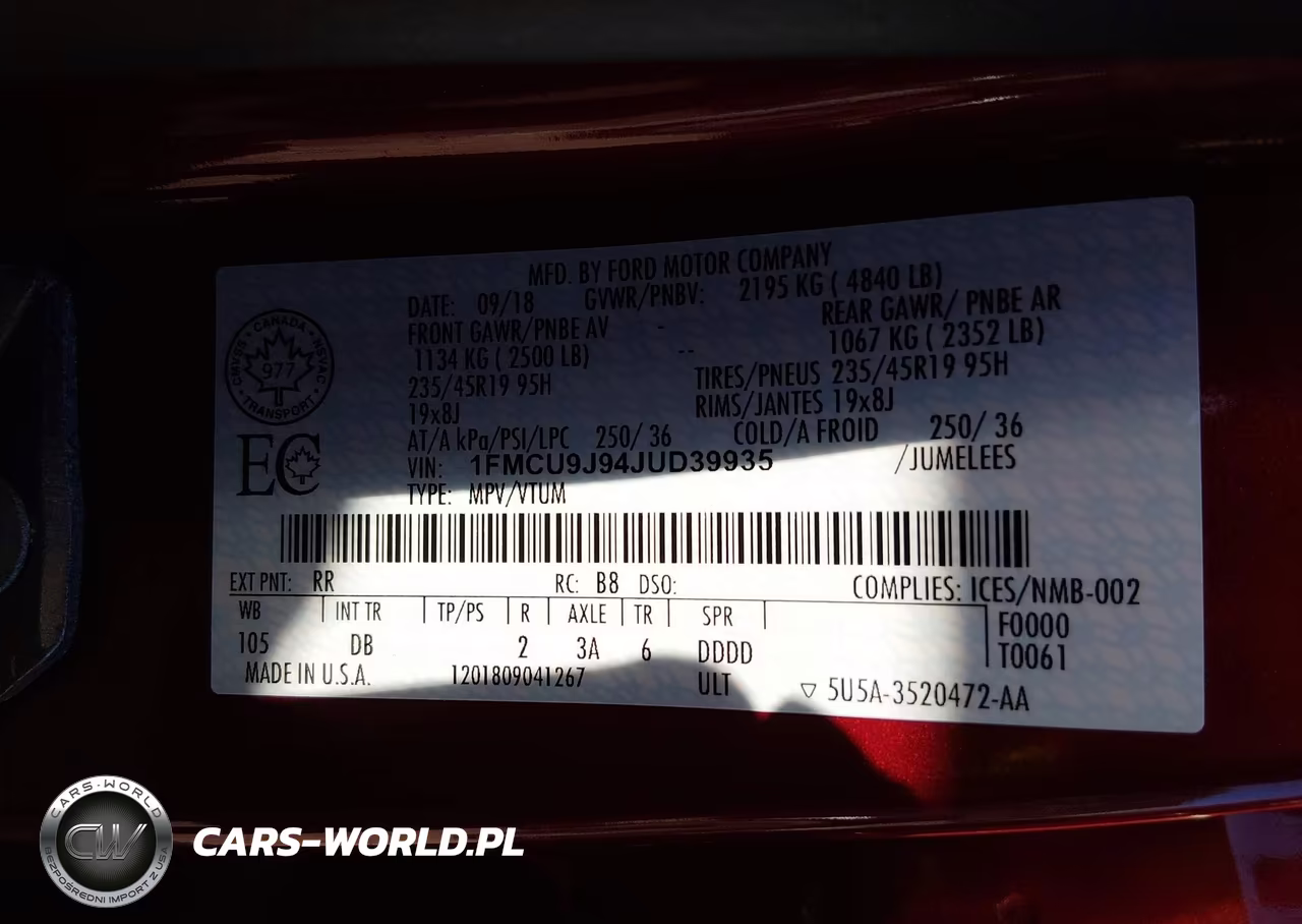 2018 Ford Escape Titanium VIN:1FMCU9J94JUD39935 - 9